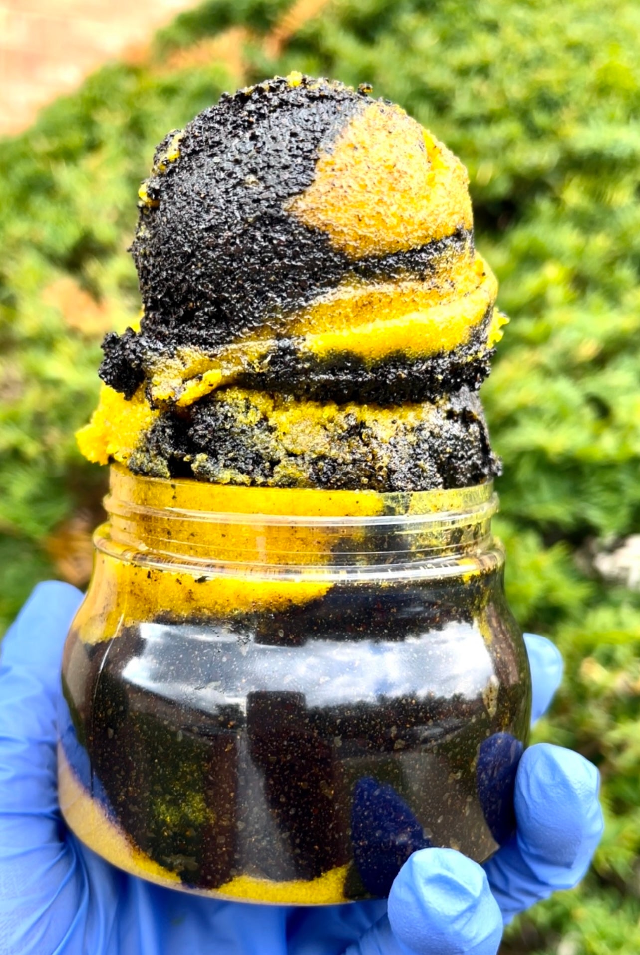 COFFEE TURMERIC FOAMING SUGAR SCRUB