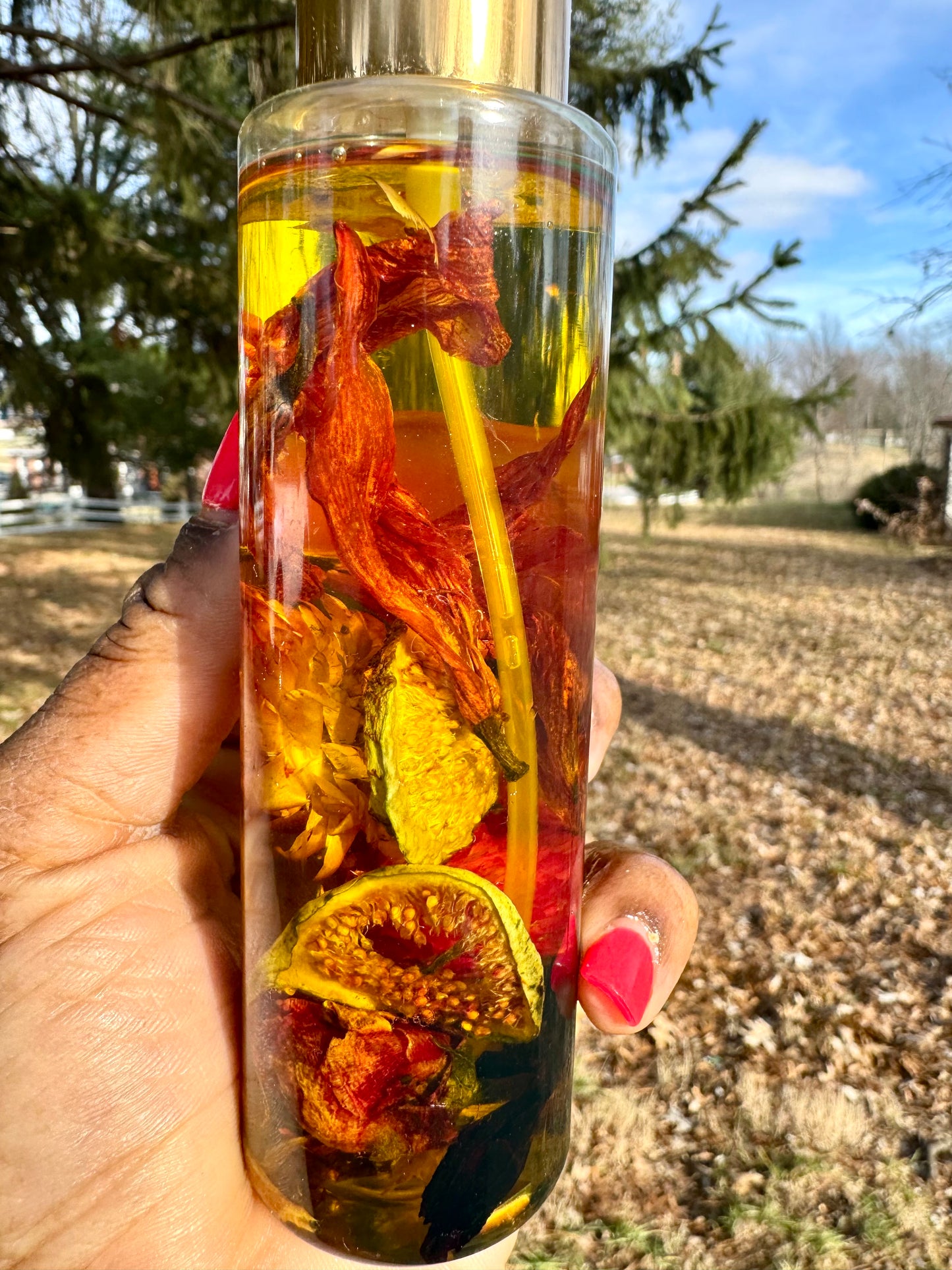 HERBAL- INFUSED BODY OIL